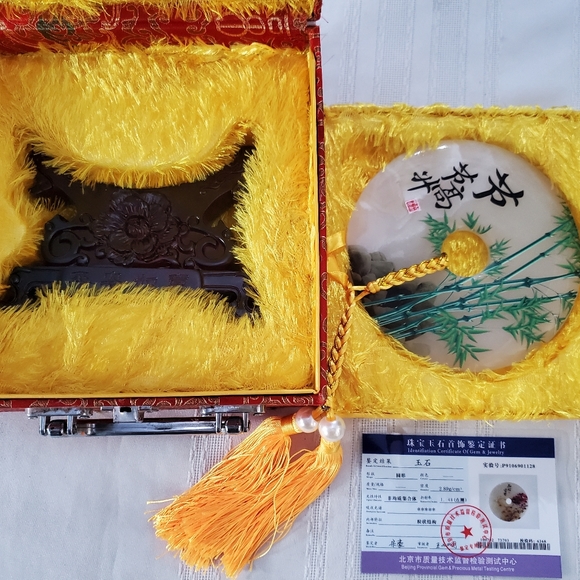 Genuine Jade Display Plate Bamboo Print With Floral Oriental Vase Stand - Picture 3 of 13